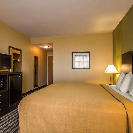 Quality Inn East Haven - New Haven Exterior foto